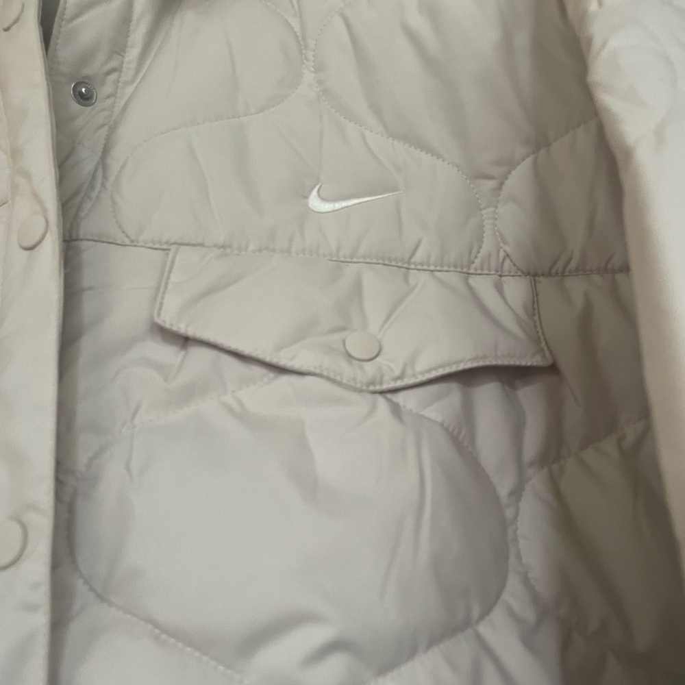Nike Women's Puffer Jacket - Light Beige - Picture 3 of 5